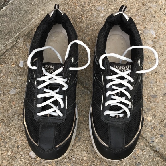 Danskin Now Size 8.5 Black Sculpting Sneakers - Picture 3 of 7